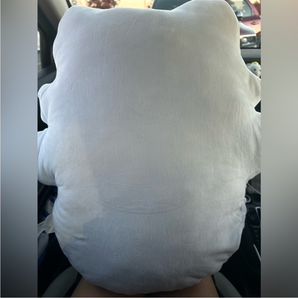 Hello Kitty Snowman Christmas Plush - Picture 2 of 3